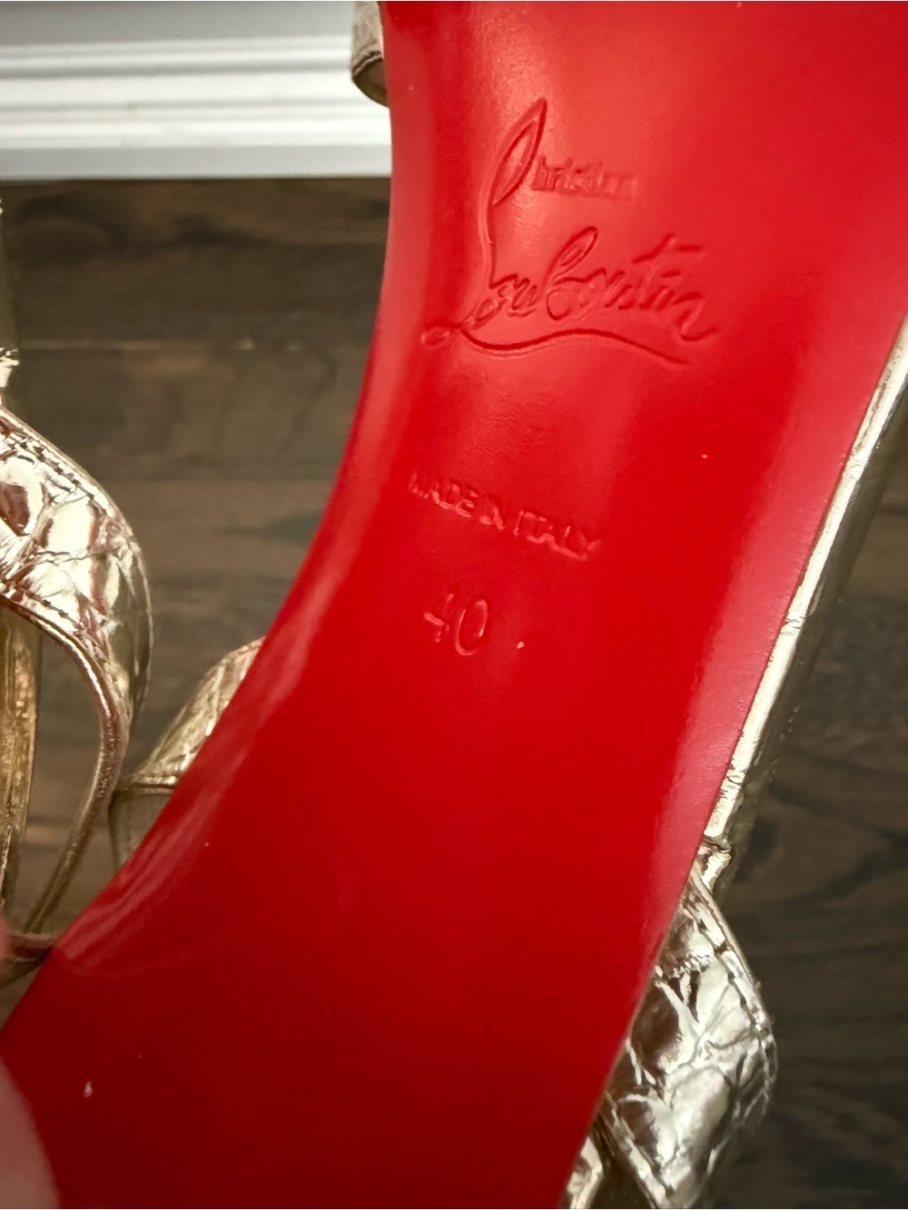 Christian Louboutin Gold Metallic Croc-Embossed Slingback Sandals size 40 - Picture 4 of 10